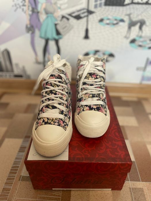 Обувь на девочку