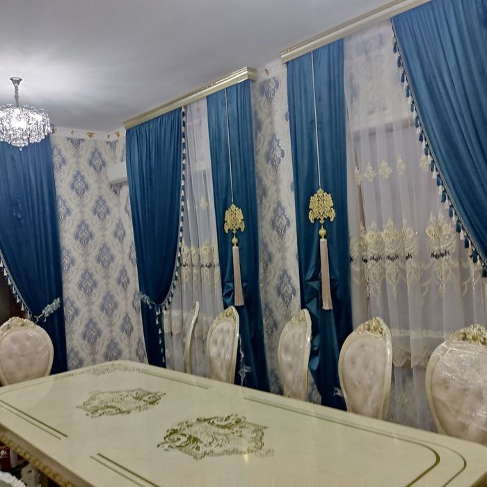 Хазора Спитамен шох кучасида ховли ижарага берилади.