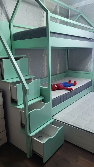 Кровать двухярустная детская