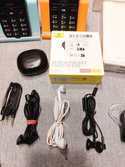 Tot ce in poza - 300 de lei - nu se vand separat