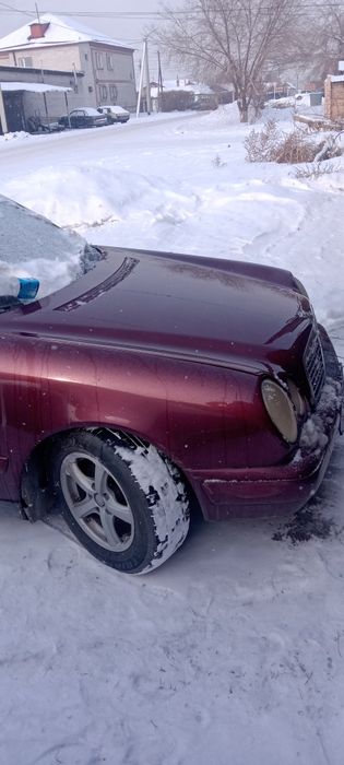 Капот крылья Мерседес 210