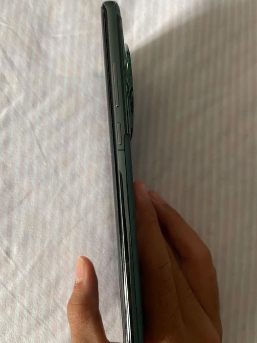 OnePlus 12 идеал 512гб.