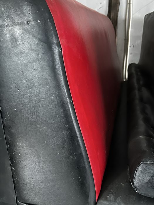 Диван продаетсяяя