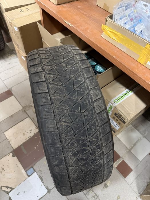 Продам диски с резиной R20