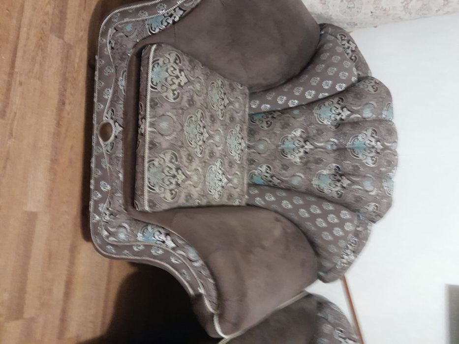 Продам мягкий уголок