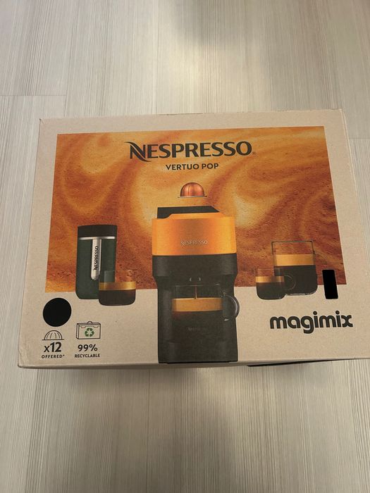 Кафемашина с капсули Nespresso by DeLonghi