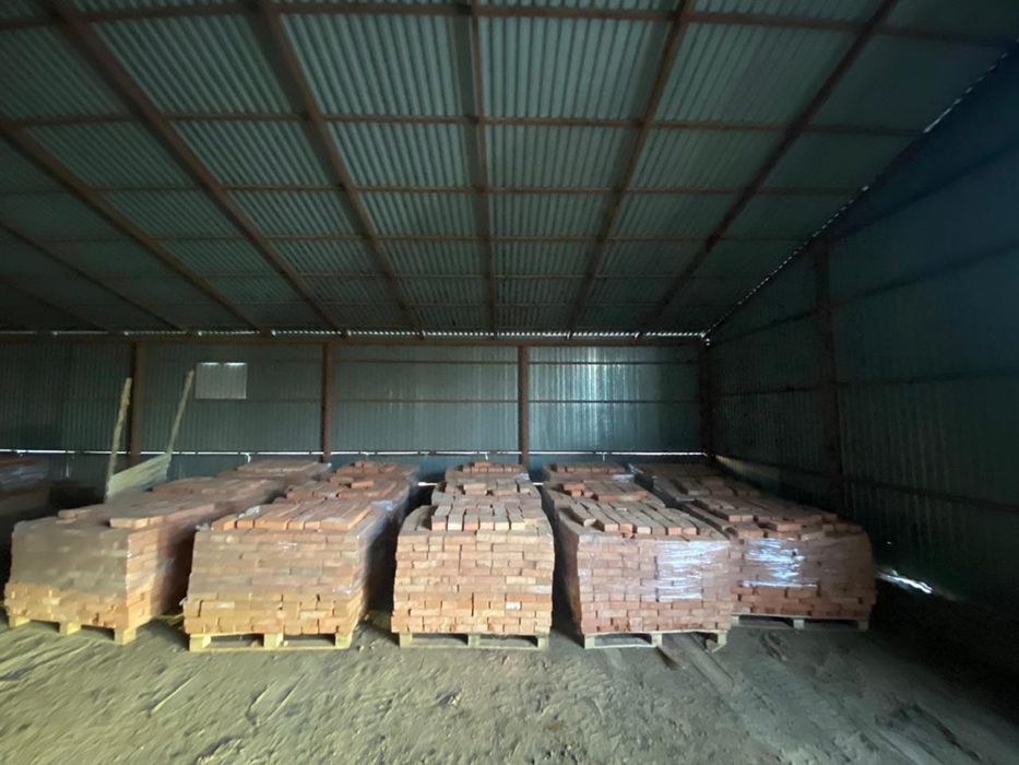 Продам красный кирпич жонны