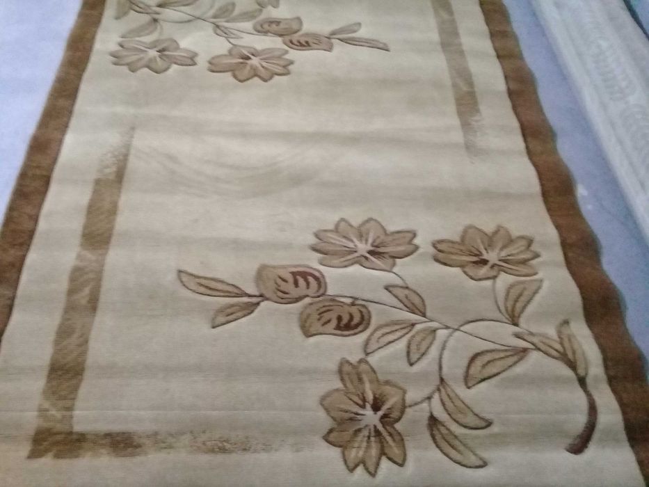 Продам ковер турецкий 2,3* 1,6 м и паласы