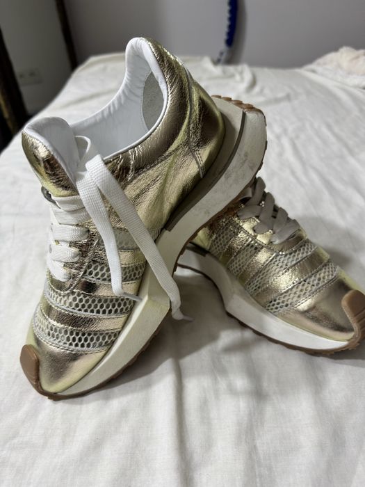 летние кожаные кросовки 37