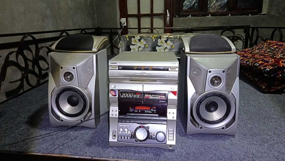 Sony GRX8, muzikalniy centr