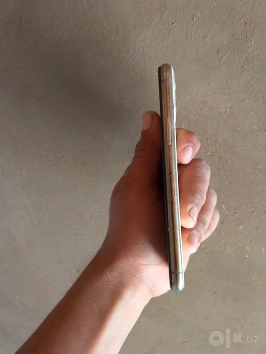 iPhone 11 pro max  sotiladi