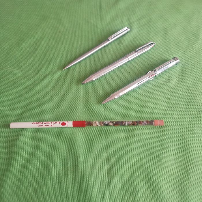 Colectie pixuri, creioane, stilouri