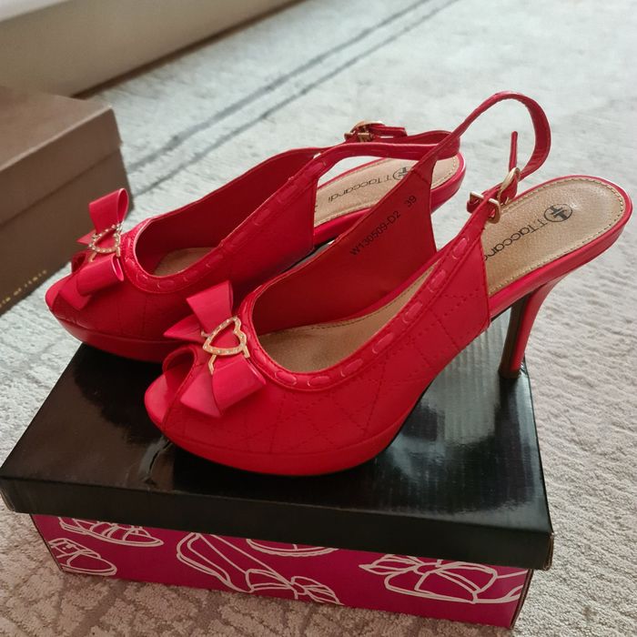 Туфли на каблуке