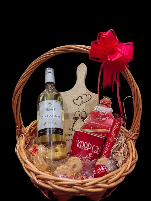 Кошници за подарък! и Мечета от вечни рози!