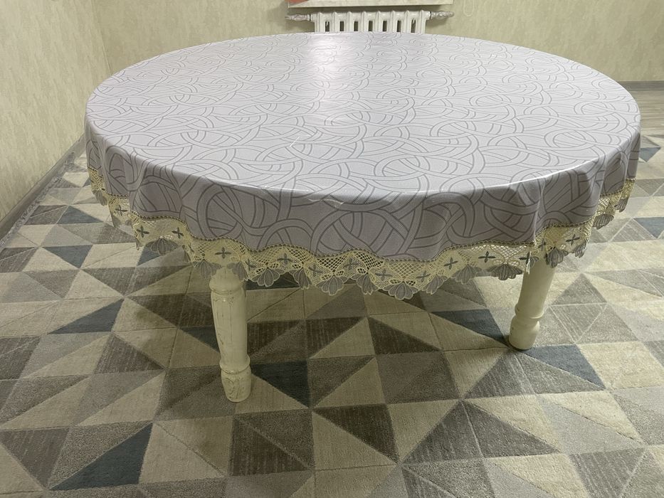 Продам стол + стульчики