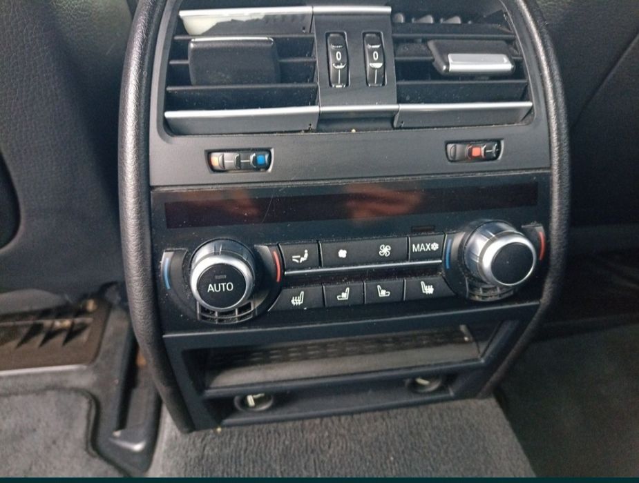 Vand sau schimb bmw seria 7 750i ActiveHybrid Long