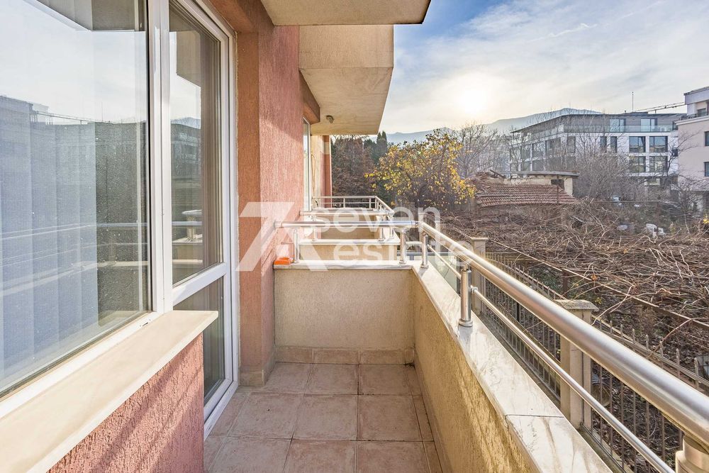 Дава се под наем Двустаен апартамент в София, Витоша - 54 кв.м за 612 € - Снимка #6