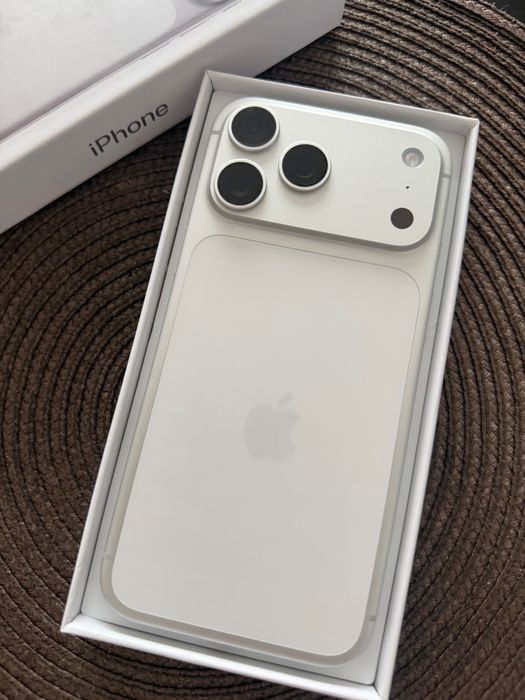 Iphone 17 Pro Max 256 GB Silver