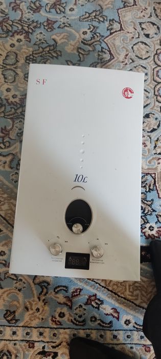 Газ колонка  СФ очень мало использовал