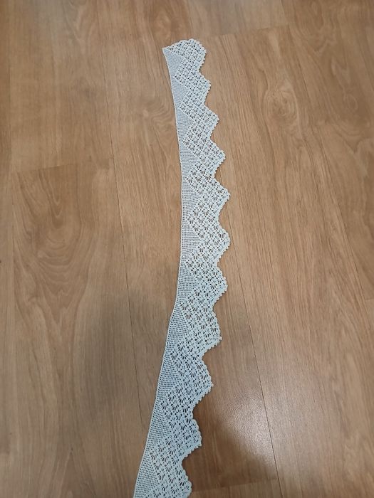 Памучна дантела,плетена на една кука.