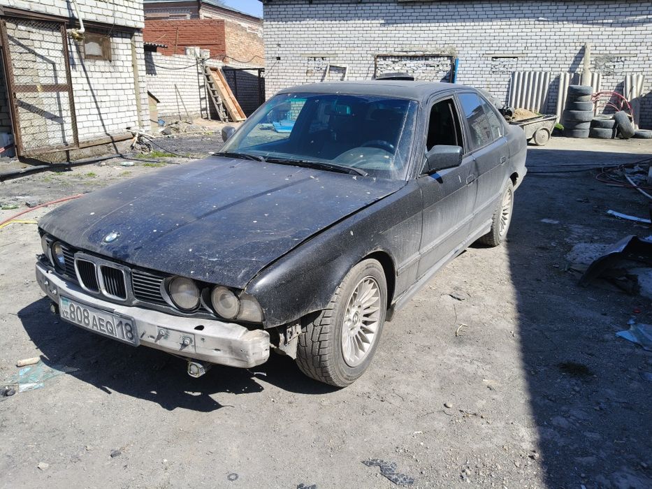 БМВ на разбор е34