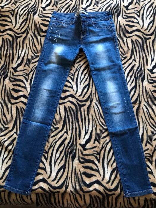 Продам джинсы