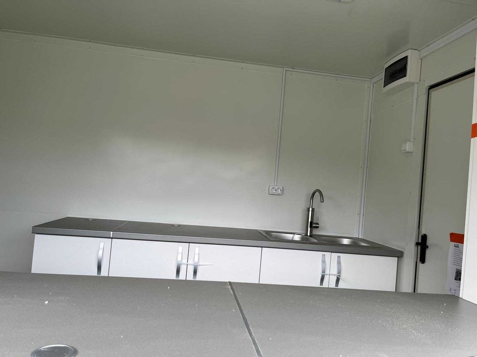 Închiriere rulotă cafea — complet echipată (termen lung)