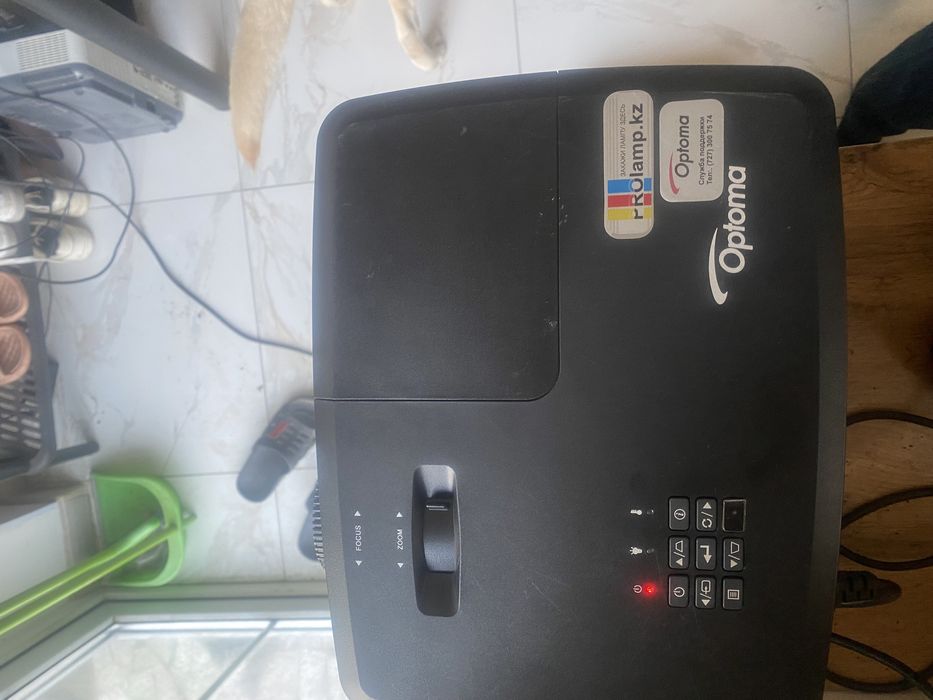 Продам проекторы Optoma