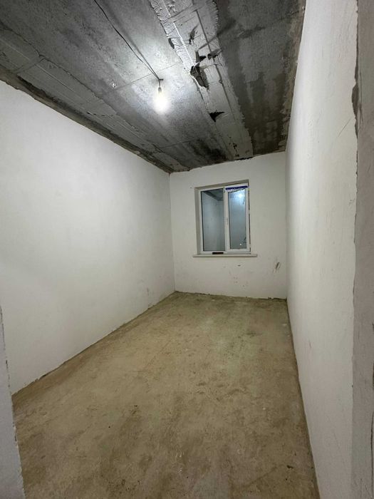 2 хоналик квартира 5 кават кирпичный дом, 7 микр