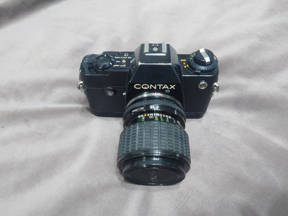 SLR Contax 137 MD Quartz cu obiectiv