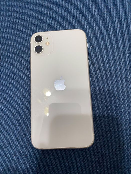vand iphone 11 alb