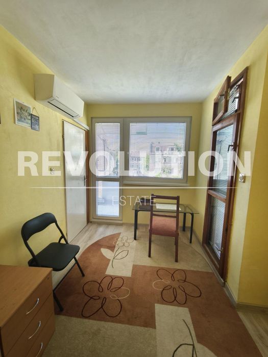 Дава се под наем Четиристаен апартамент в Пловдив, Каменица 1 - 156 кв.м за 450 € - Снимка #4