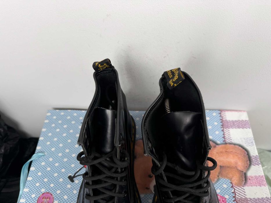 Dr. Martens 11822 Lace Combat Boots Smooth Black Leather''оригинални