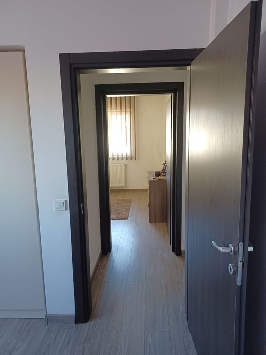 De vânzare apartament cu 3 camere decomandat Complex Baroc