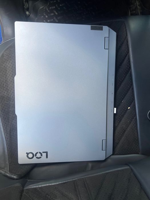 ноутбук LENOVO LOQ