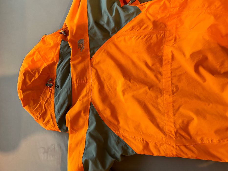 Яке The North Face Summit pro