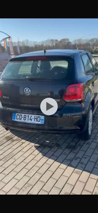 Volkswagen polo motor 1.6 diesel ca defecte pe caroserie se vede poze