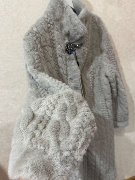 Продаётся пальто новое альпака