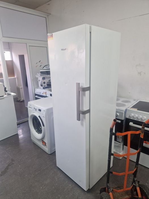 Хладилник Miele 393 литра