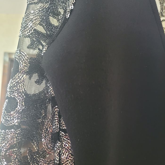 Vând rochie eleganta cu paiete, scurta