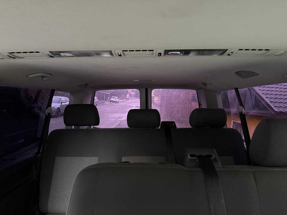 Volkswagen Caravelle T5 2011 2.0