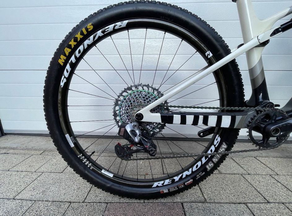 Vand Canyon Lux World Cup CF 7 Marime M