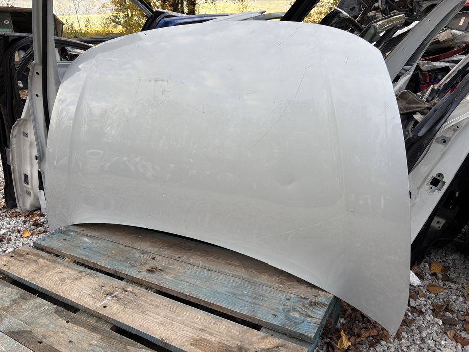 Капак VW ID7