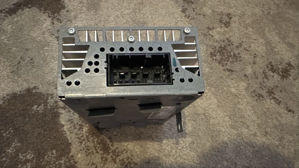BMW f10-f11 amplificator hifi