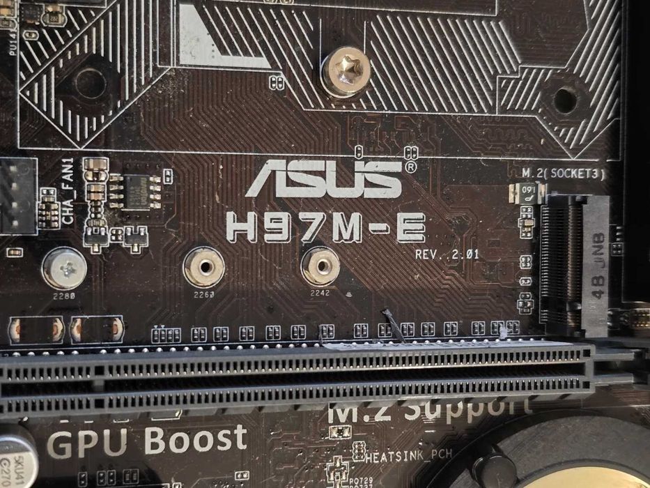 Placa de baza ASUS H97M-E, Socket 1150 + Procesor I3 4150