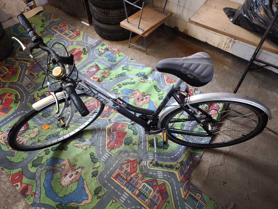 Vând bicicletă  Damă