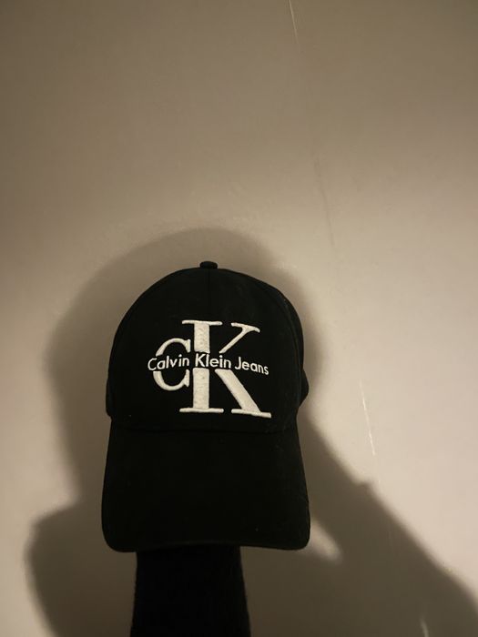 Шапка Calvin Klein