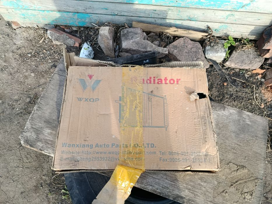 Продам радиатор Фольксваген Пассат