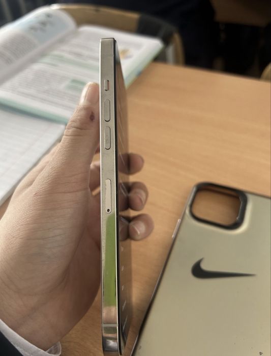 12про макс айфон