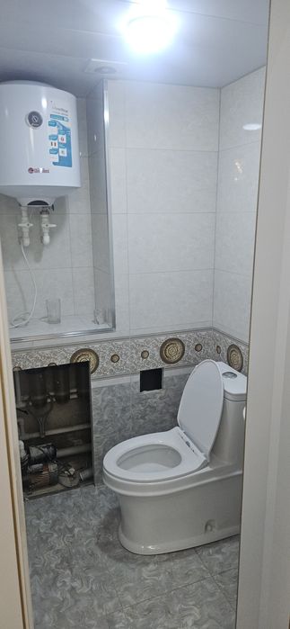 барча кулайлигларга эга янги курилган домнинг 3 этажидан
2 хоналиг уй